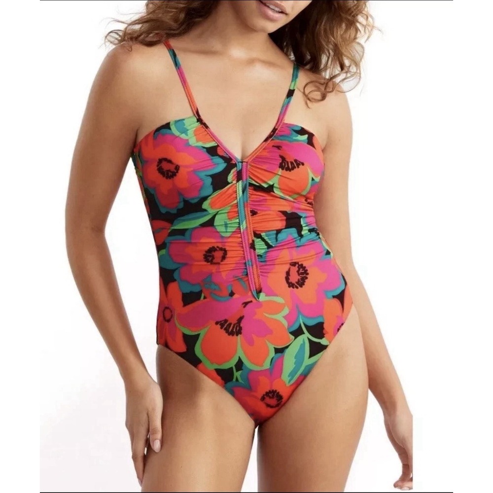 NWT Sanctuary Printed Gardener Shirred Front One-Piece Swimsuit Size L. $125